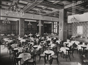 Lot 4112, Auction  112, Berlin, Berlin interiors