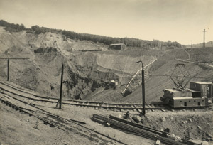Lot 4218, Auction  115, Industrial Views Ilseder Hütte, Presentation album with views of the coal mine Iseder Hütte, Niedersachsen