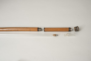 Lot 2346, Auction  119, Spazierstock für einen Weintrinker, Systemstock mit Glas und Flasche