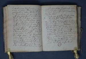 Lot 285, Auction  121, Rossarzneibuch, Deutsche Handschrift auf Papier