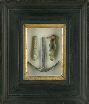 Lot 2762, Auction  121, Maritimes Spielzeug, Konvolut von 1 Anker, 1 Spielzeugkanone und 1 Pfeife