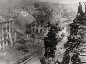 Lot 4108, Auction  123, Chaldej, Jewgeni, Atop the Berlin Reichstag, May 2, 1945