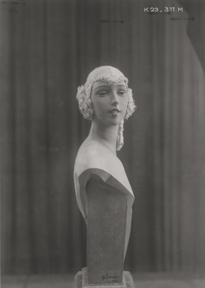 Lot 6615, Auction  125, Imans, Pierre, Schaufensterfiguren von Pierre Imans