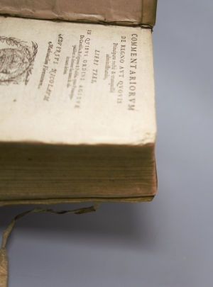 Los 1137 - Gentillet, Innocent - Commentariorum de regno libri tres - 4 - thumb