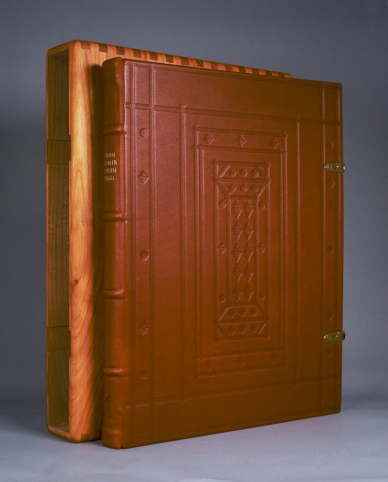 Lot 1319, Auction 127, Wolfenbütteler Sachsenspiegel, Cod. Guelf. 3.1 Aug. 2° der Herzog August Bibliothek Wolfenbüttel