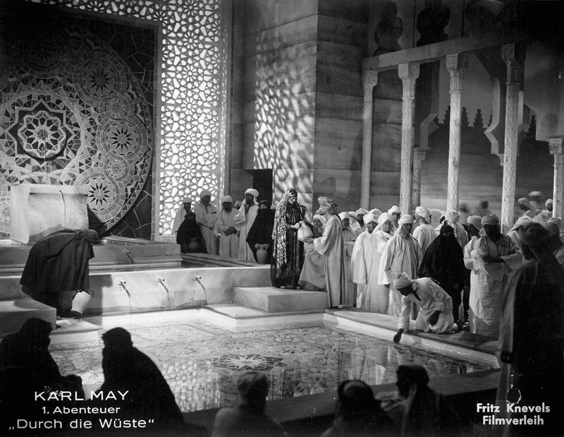 Lot 2118, Auction  127, Konvolut von 30 raren Film-Stills zu verschiedenen Karl May-Verfilmungen, zu verschiedenen Karl May-Verfilmungen