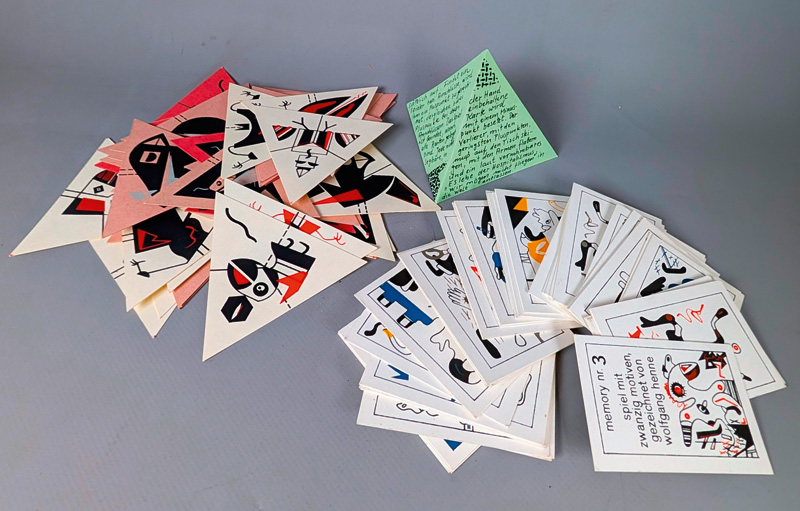 Lot 3142, Auction 127, Henne, Wolfgang, Dreiseiten-Vögel-Domino (und:) memory nr. 3. Zwei Kartenspiele.